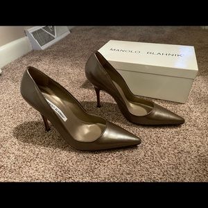New Manolo Blahnik Blixa pointed-toe pumps size EU38.5